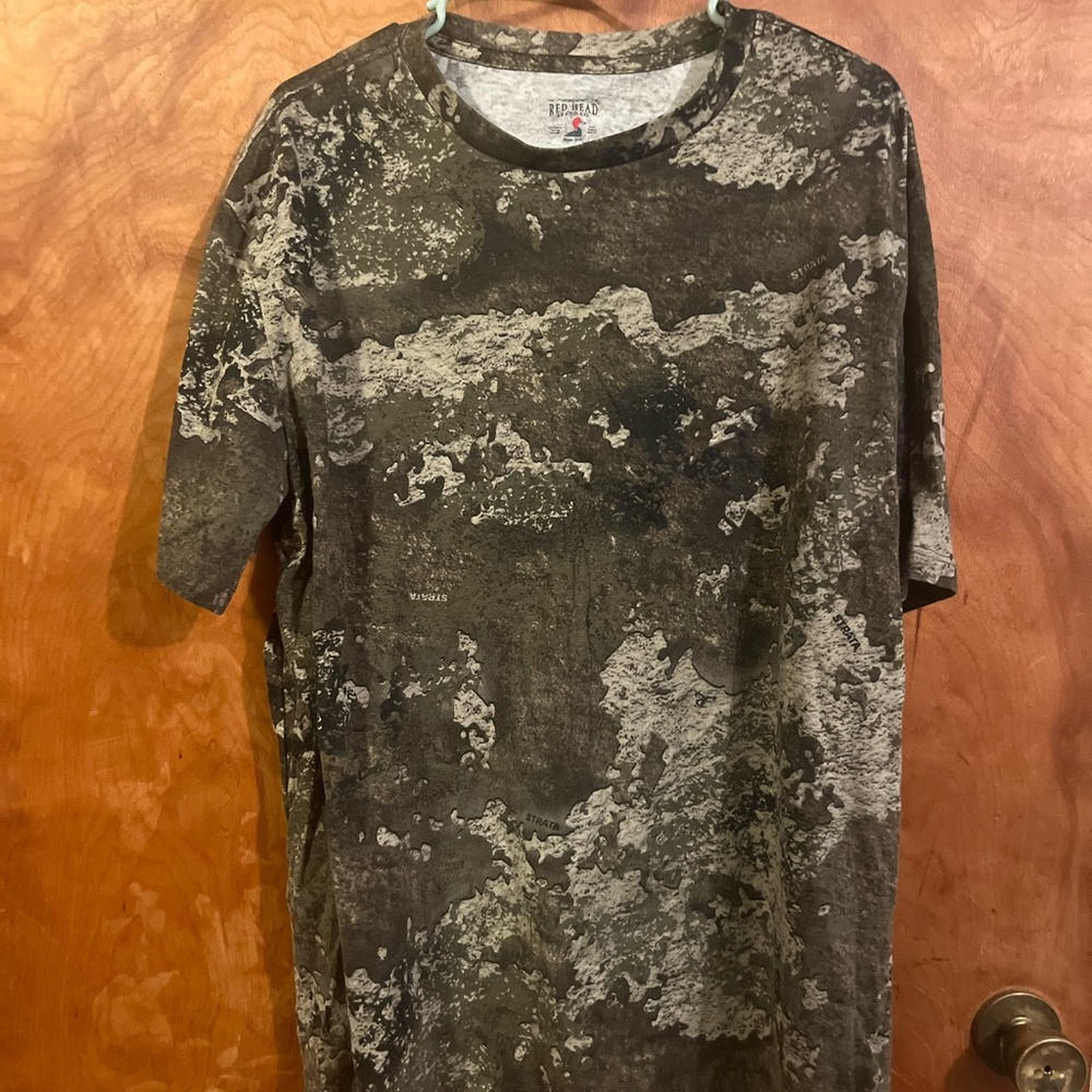 RedHead Men's Camouflage T-Shirt - Black and Gray